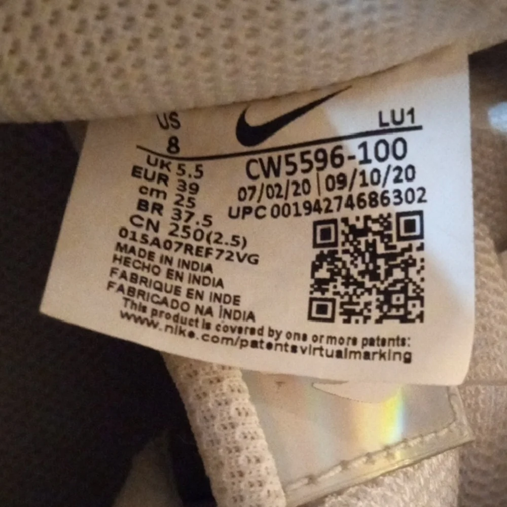 Women's Nike  Silver and White Athletic Court Vision  Shoes Low-Top Design - Picture 12 of 13